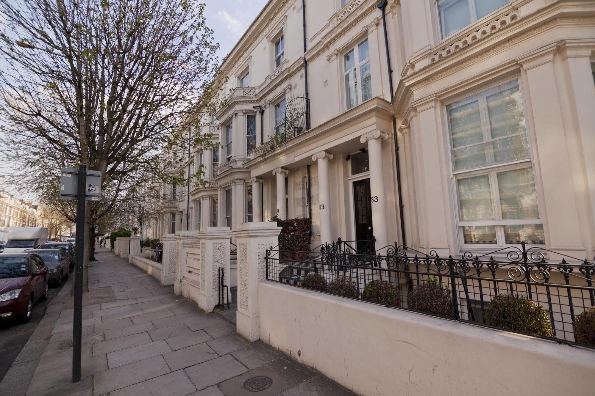 The Kensington Apartament *